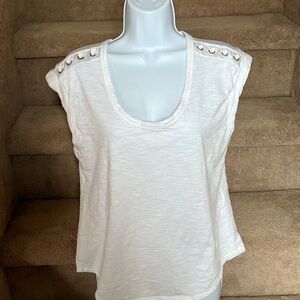 White House Black Market White Top with Silver Shoulder Accents in Size Medium
